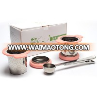 Eco-freindly fine hole  mesh basket strainer with silicone sheath tea infuser set with lid